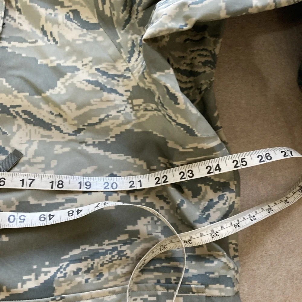 USAF All Purpose Environmental Camouflage Gore-Tex parka Sz M Short Green Nylon